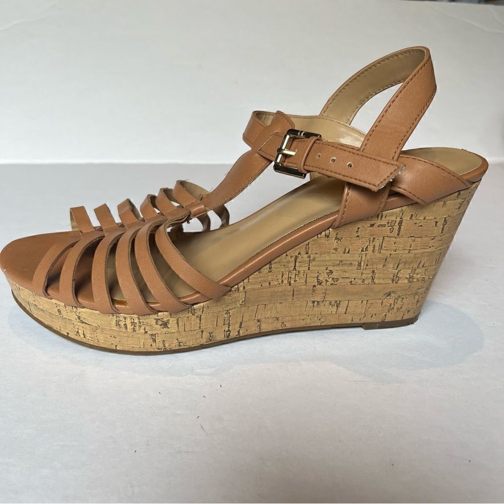 Liz Claiborne Women's Wedge Sandals Strappy Tan Size 11M - Picture 3 of 8